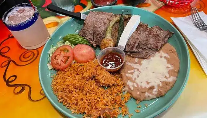 Alberto’s Mexican Menu And Prices fullmenuprices.com